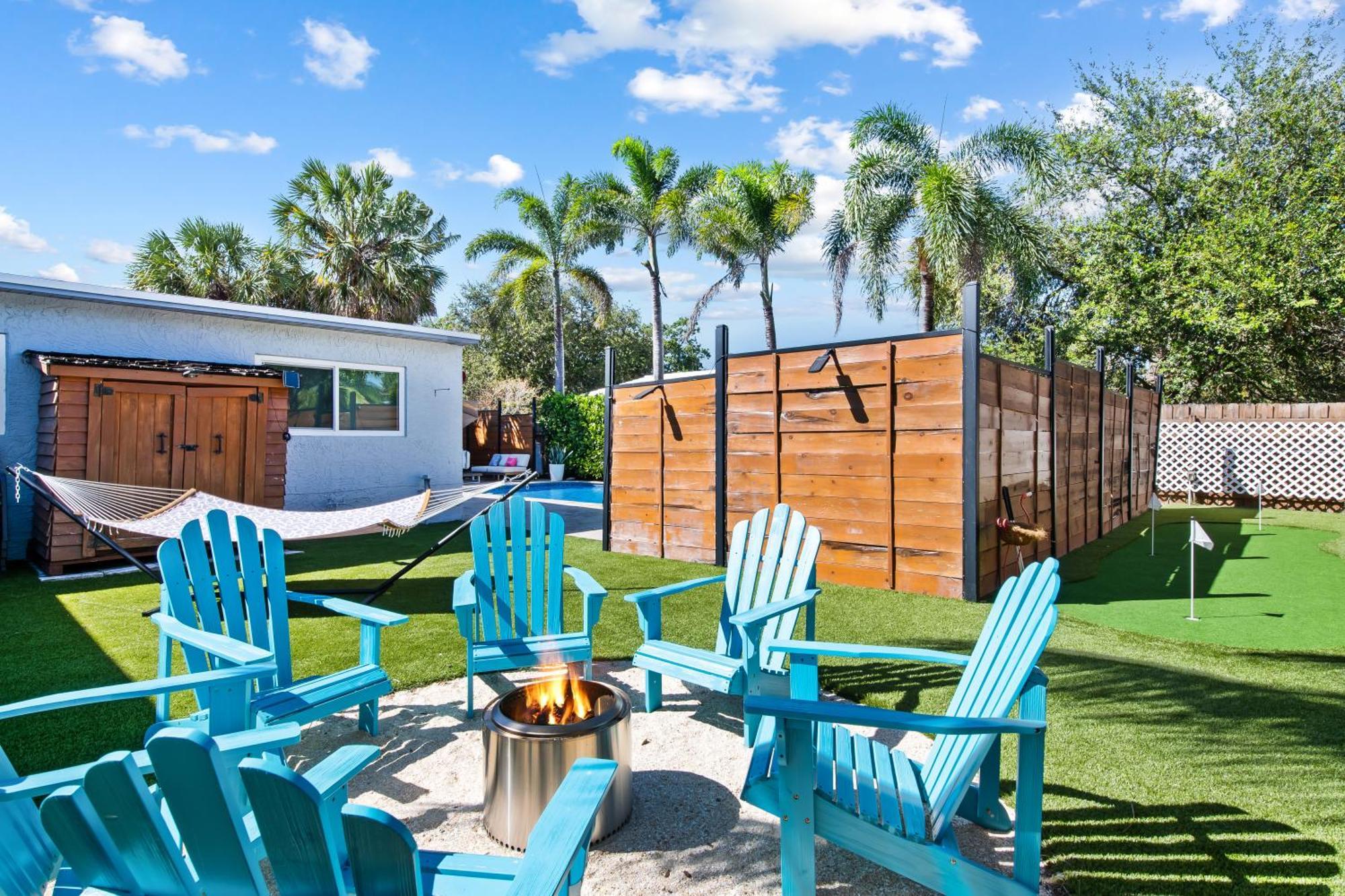 Palms Retreat! Giant Heated Pool-Hottub-Firepit-5Min2Beach-Pets-Ev Chgr فورت لودرديل المظهر الخارجي الصورة